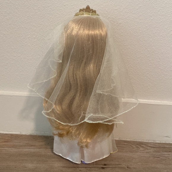 Wedding Rapunzel Disney Princess Toddler doll - Picture 2 of 3